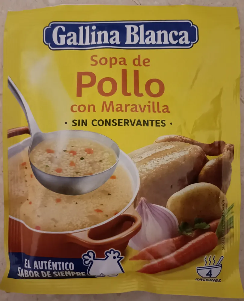 Sopa de pollo con maravilla