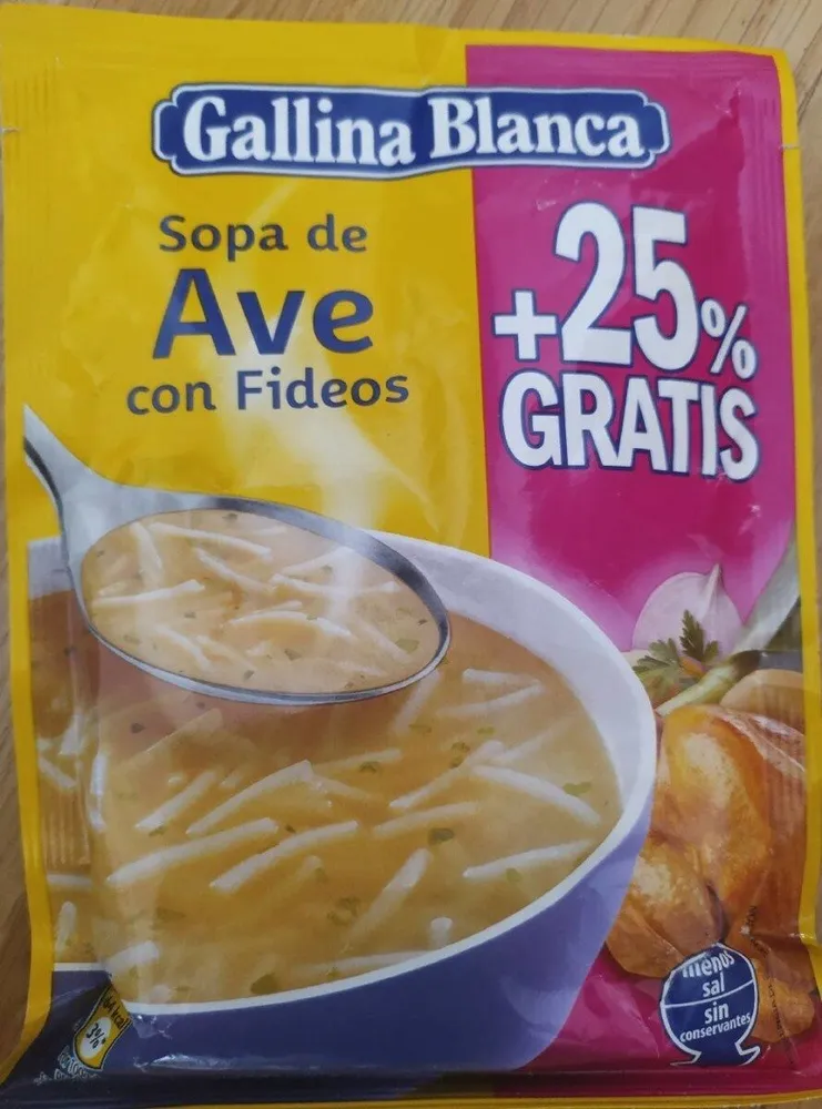 Sopa de Ave con Fideos
