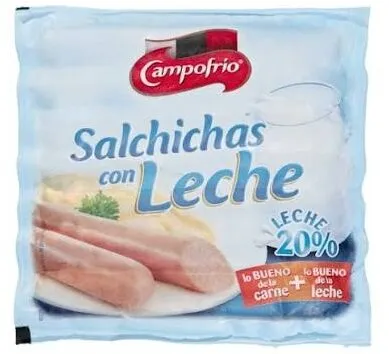 Salchichas cocidas con leche