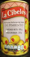 Aceitunas rellenas de pasta de pimiento