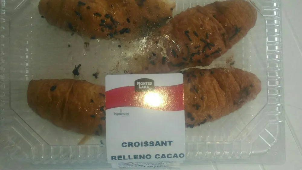 Croissant relleno cacao