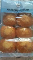 Madalenas con piñones
