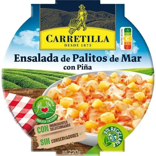 Ensalada de palitos de cangrejo y piña