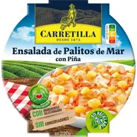 Ensalada de palitos de cangrejo y piña