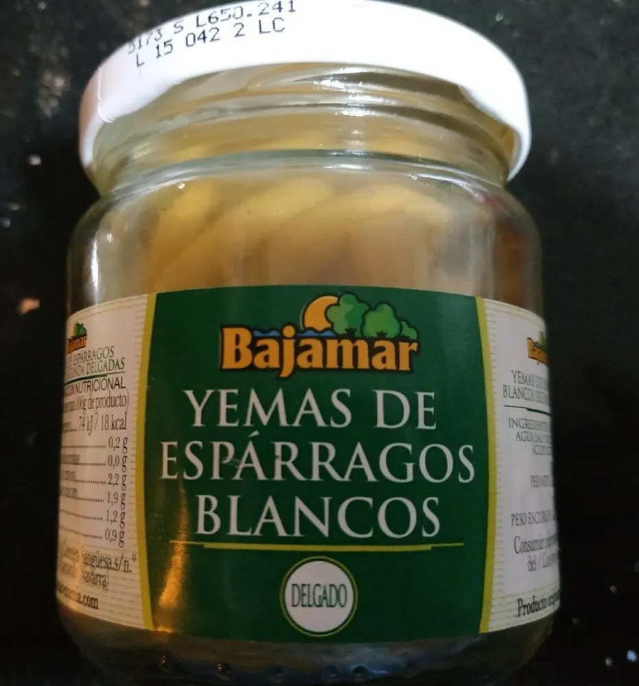 Yemas de espárragos blancos