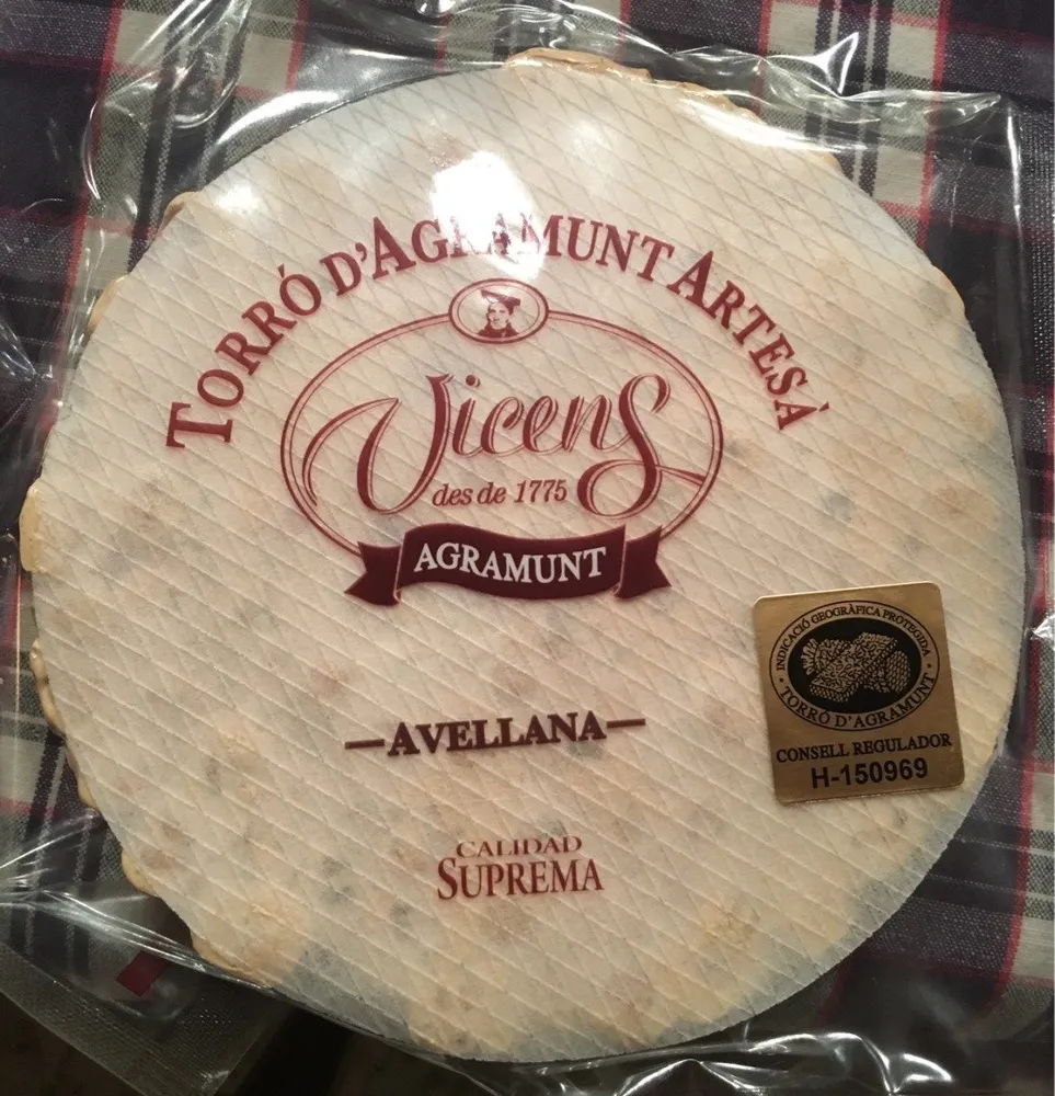Túrron aux noisettes