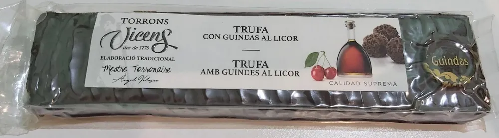 Turrón trufa con guindas al licor