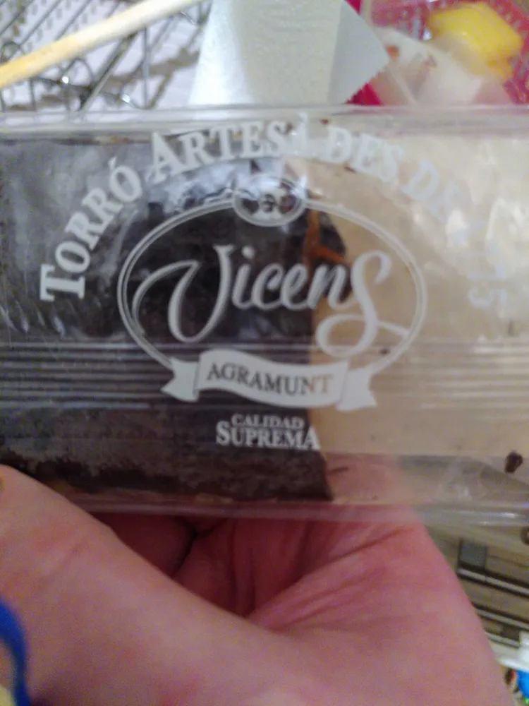 Turron de mazapan con frutas