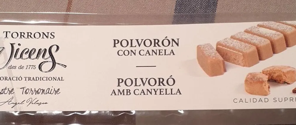 Turrón de polvorón con canela