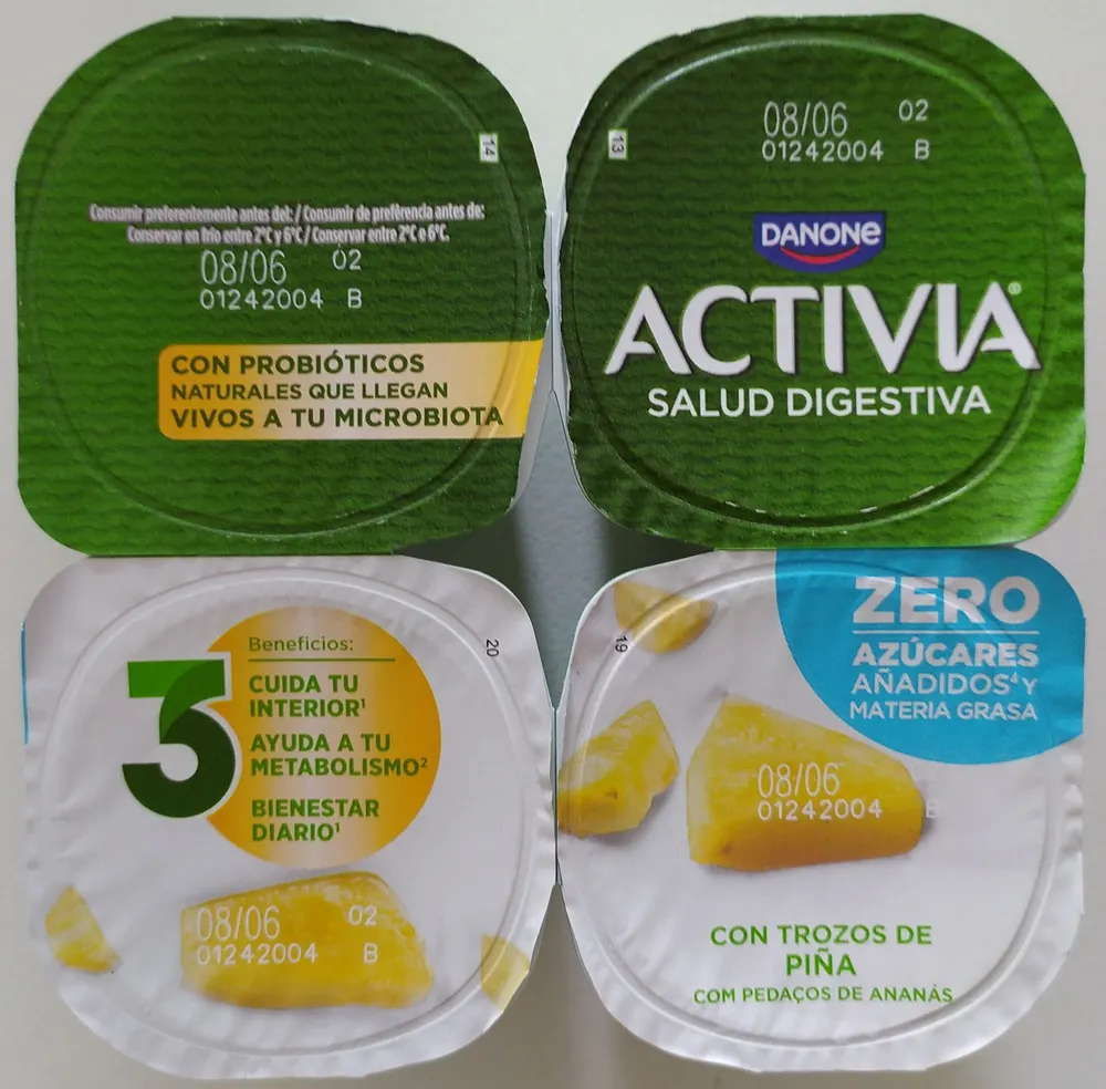 Activia con trozos de piña