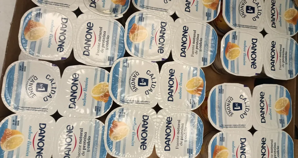 yogur Danone limón por cuatro