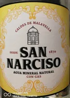 Agua mineral natural con gas