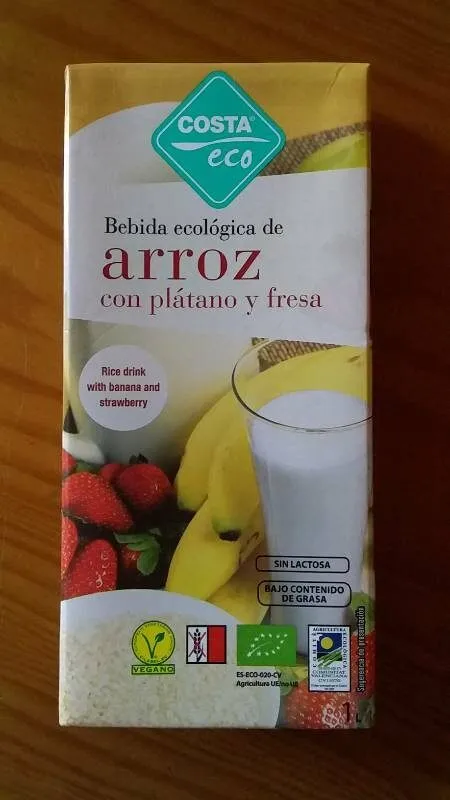 Bebida ecológica arroz con plátano y fresa