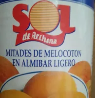 Mitades de melocotón en almíbar ligero