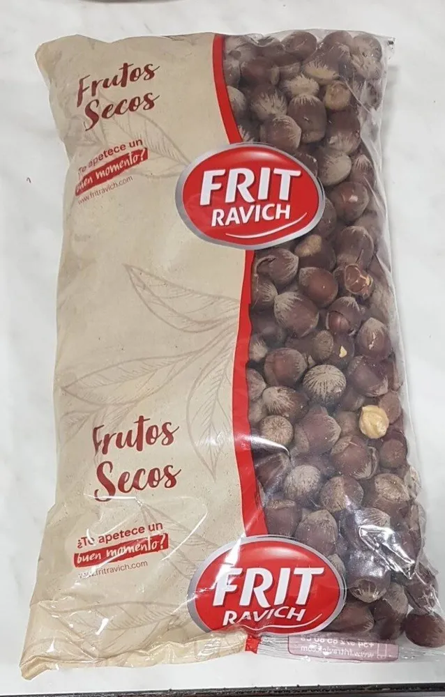 Avellanas con cáscara y tostadas