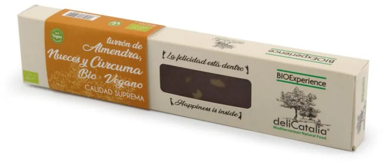 Turrón de almendra, nueces y cúrcuma