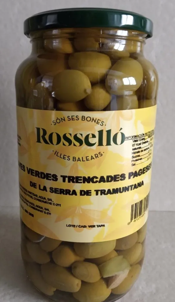 Olives verdes trencades pageses