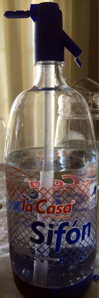 Agua de soda con sifón