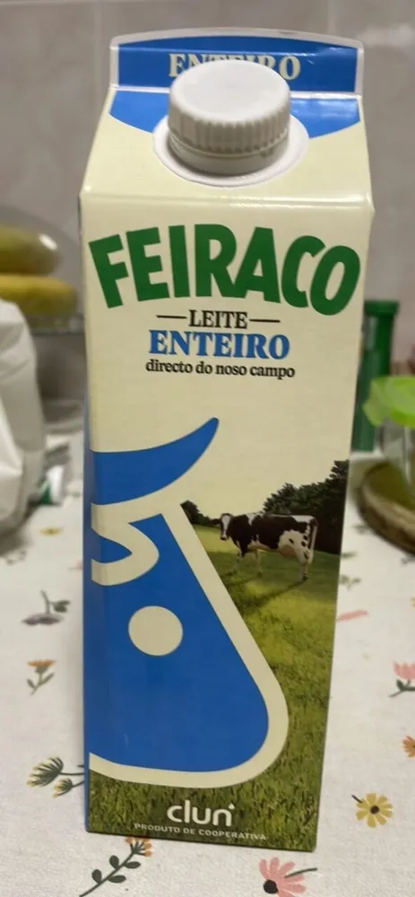 Leite enteiro