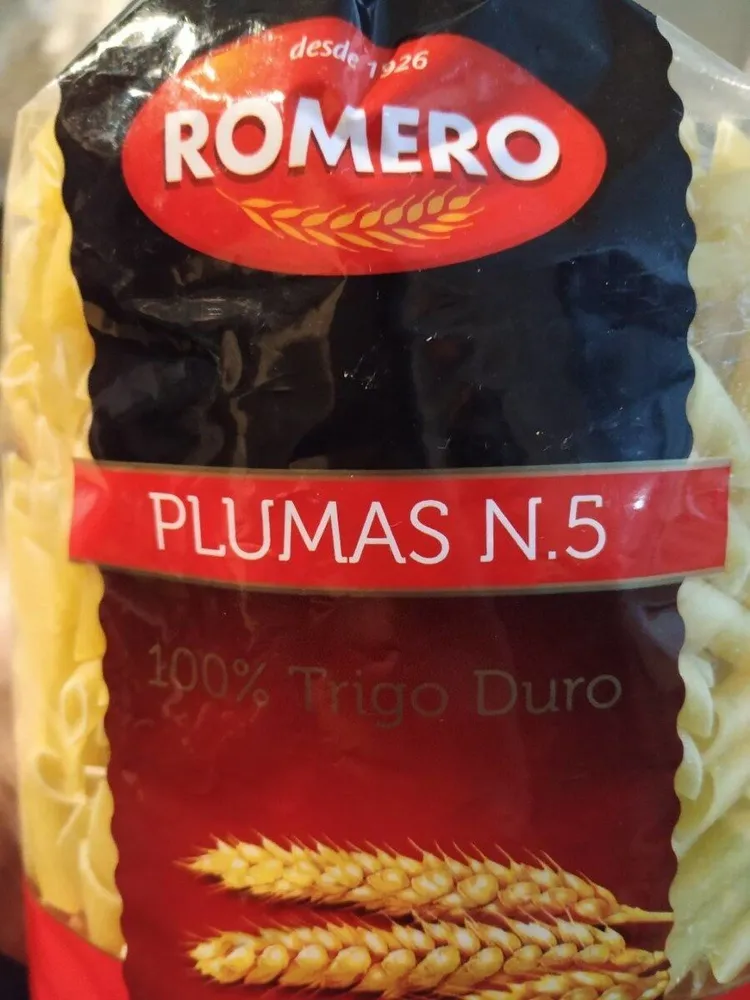 Plumas