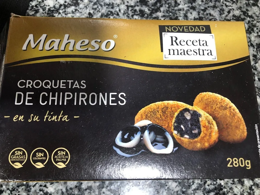 Croquetas de chipirones en su tinta
