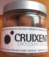 Almendra con praliné de avellana y chocolate negro