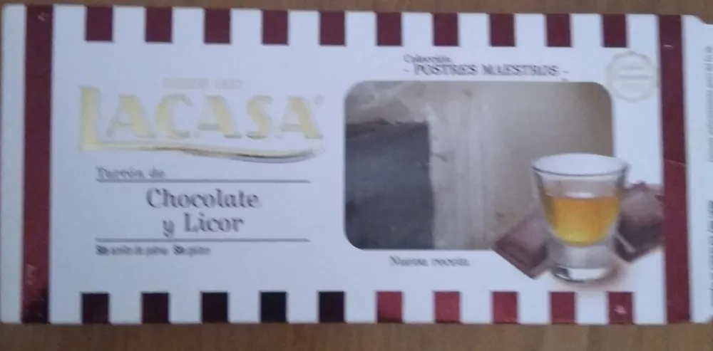 Turrón de chocolate y licor