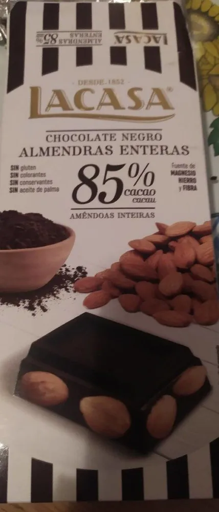 Chocolate negro almendras enteras 85%