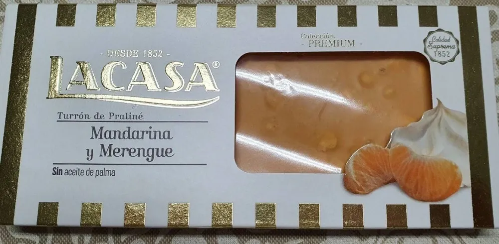 Turron de praliné mandarina y merengue