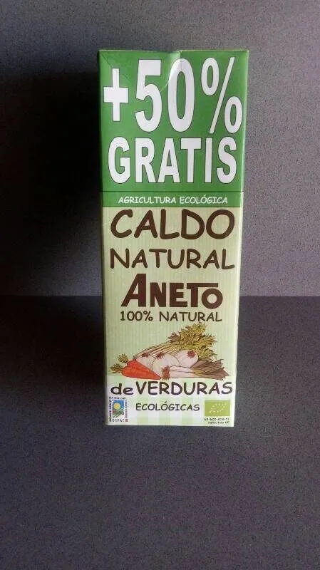 Caldo natural de verduras ecológicas