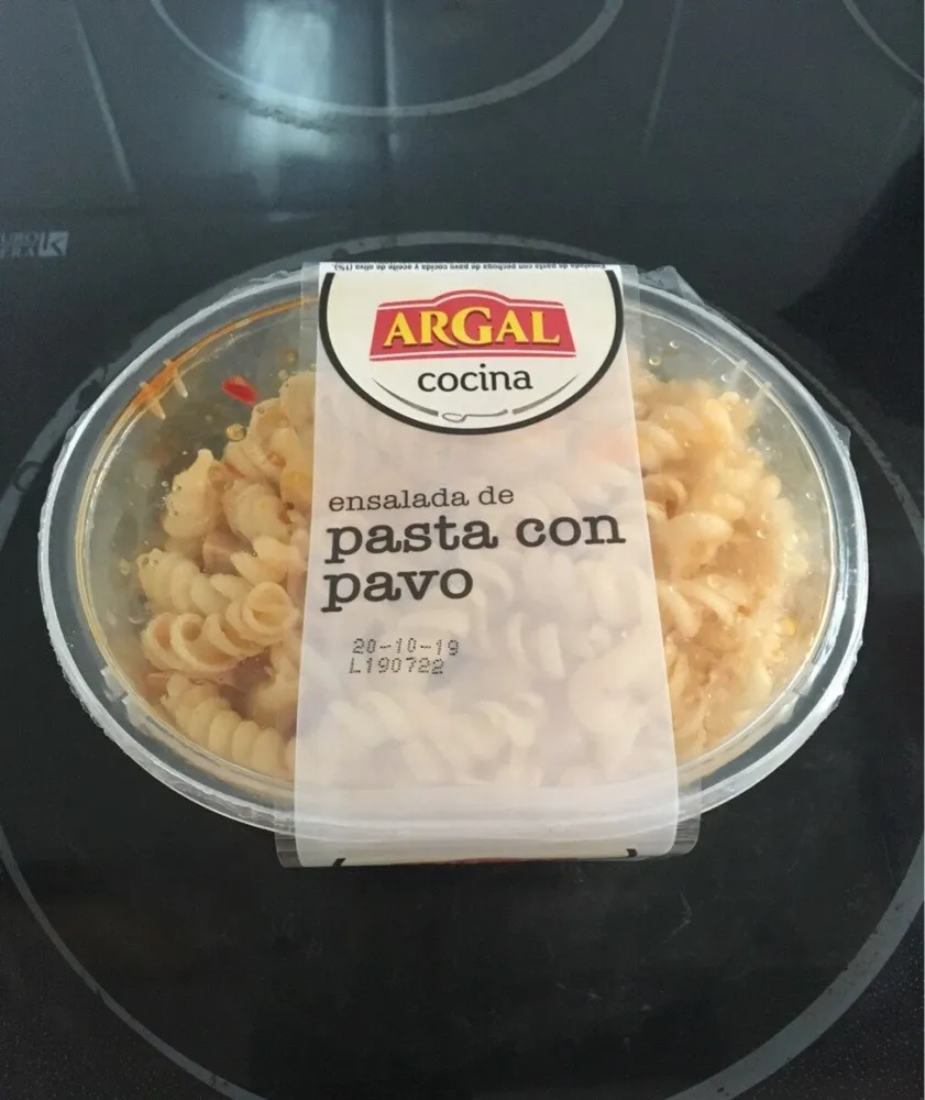 Ensalada de pasta con pavo