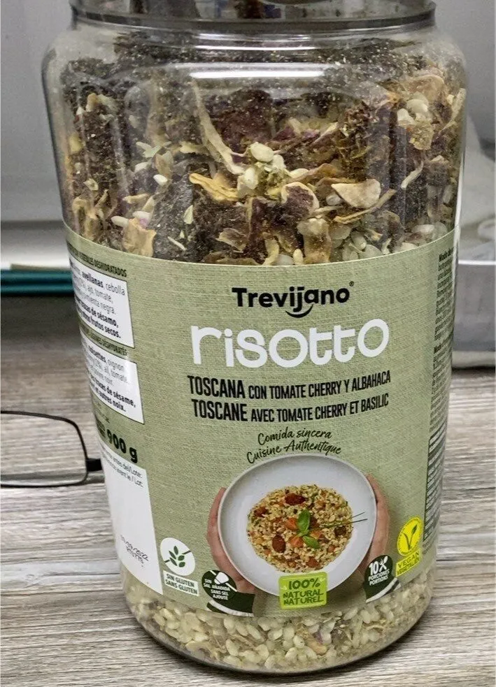 Risotto todcana con timate cherry y albahaca