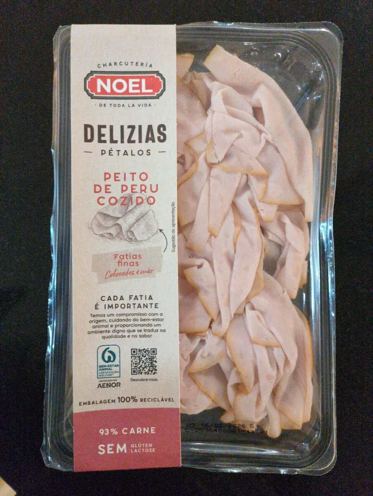 Peito de peru cozido