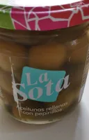 Aceitunas rellenas con prpinillos