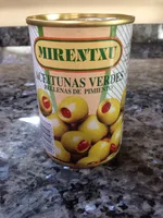 Olives vertes farcies aux poivrons
