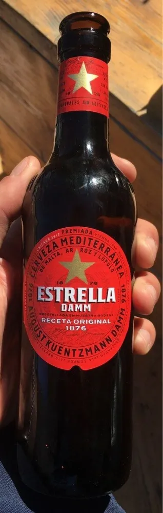 Estrella Damm Etiqueta Roja