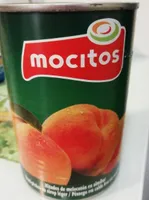 Mitades de melocoton en almíbar