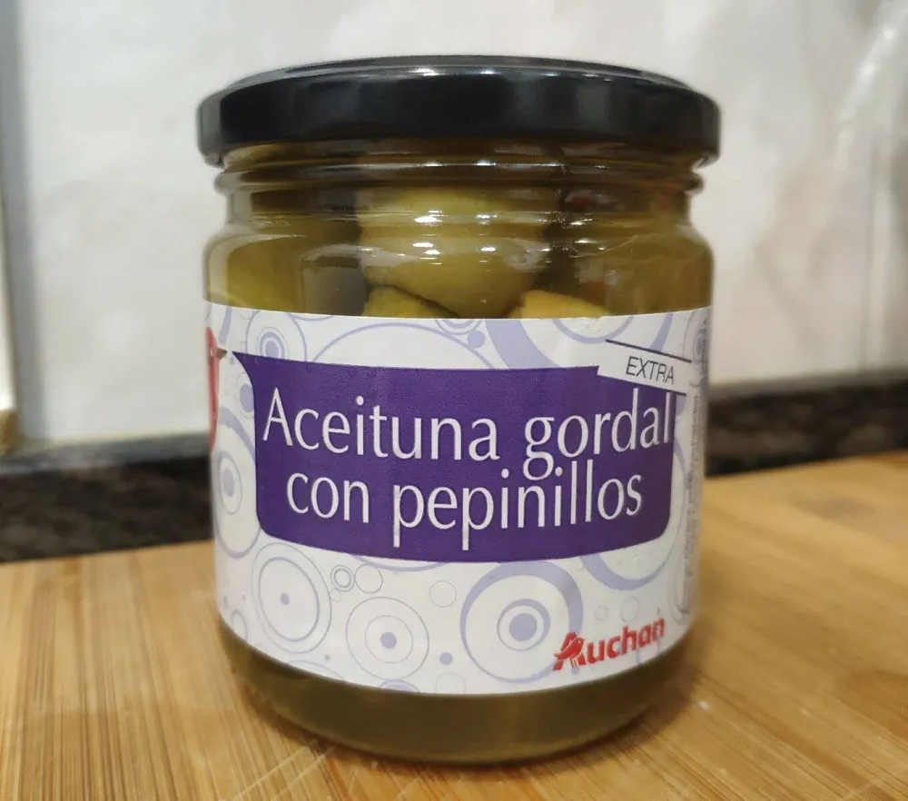 Aceituna gorda con pepinillos