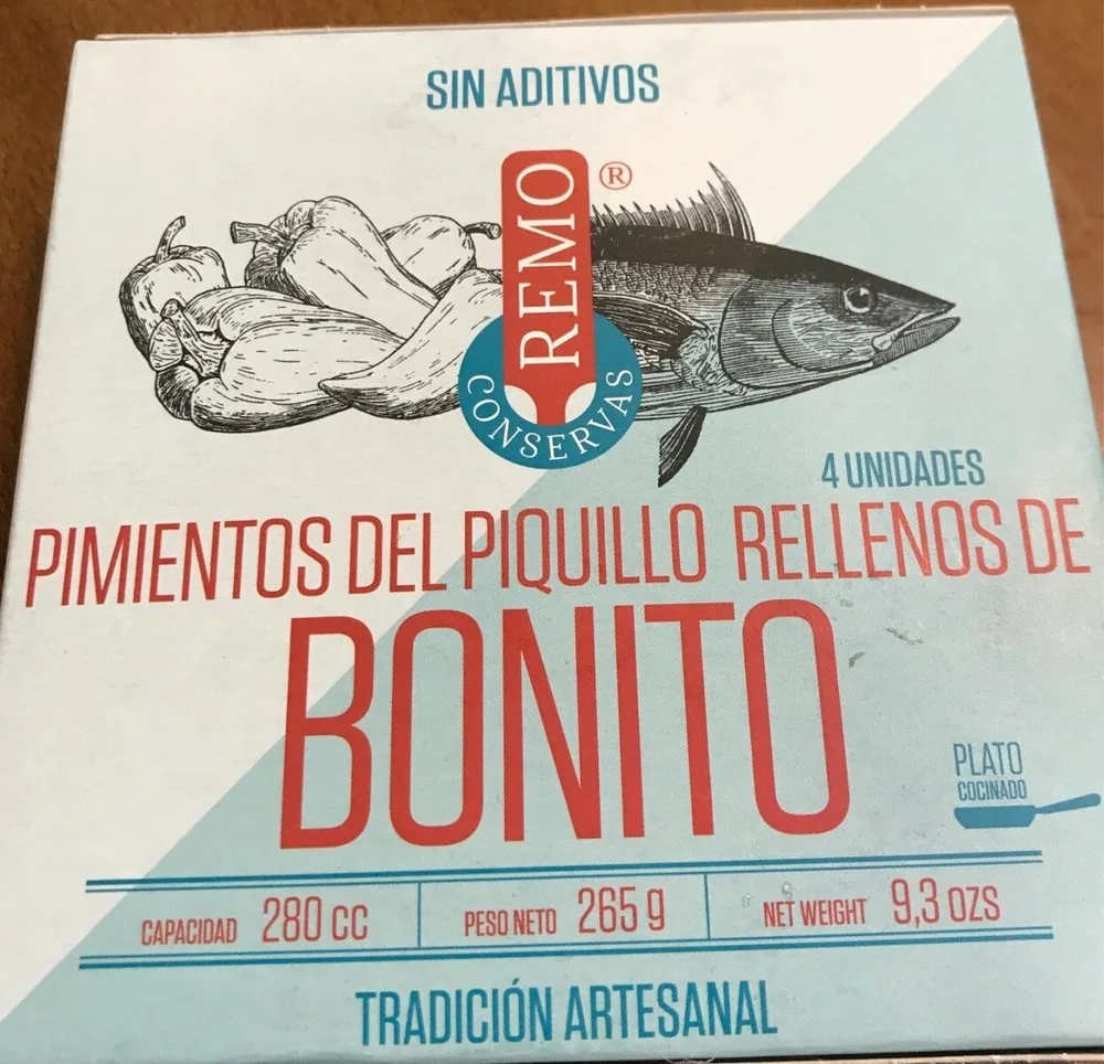 Pimientos del piquillo rellenos de bonito