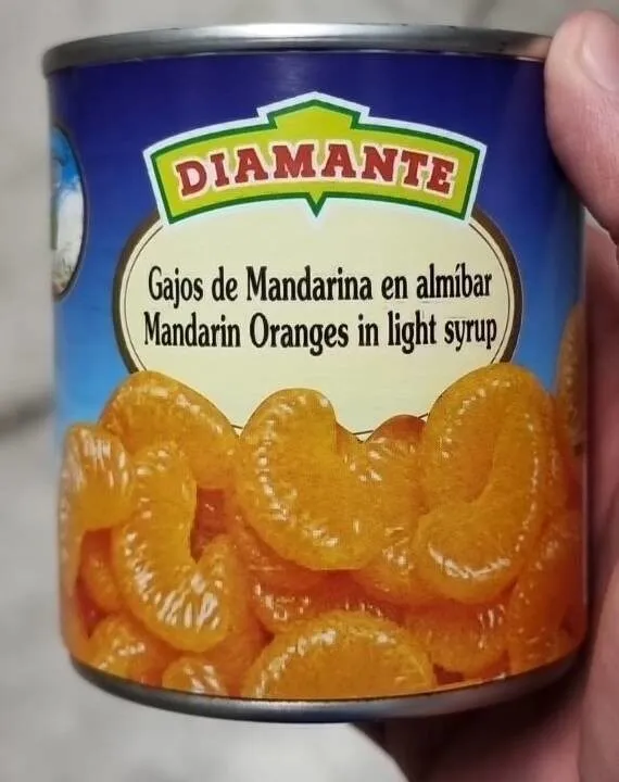 Gajos de mandarina en almíbar