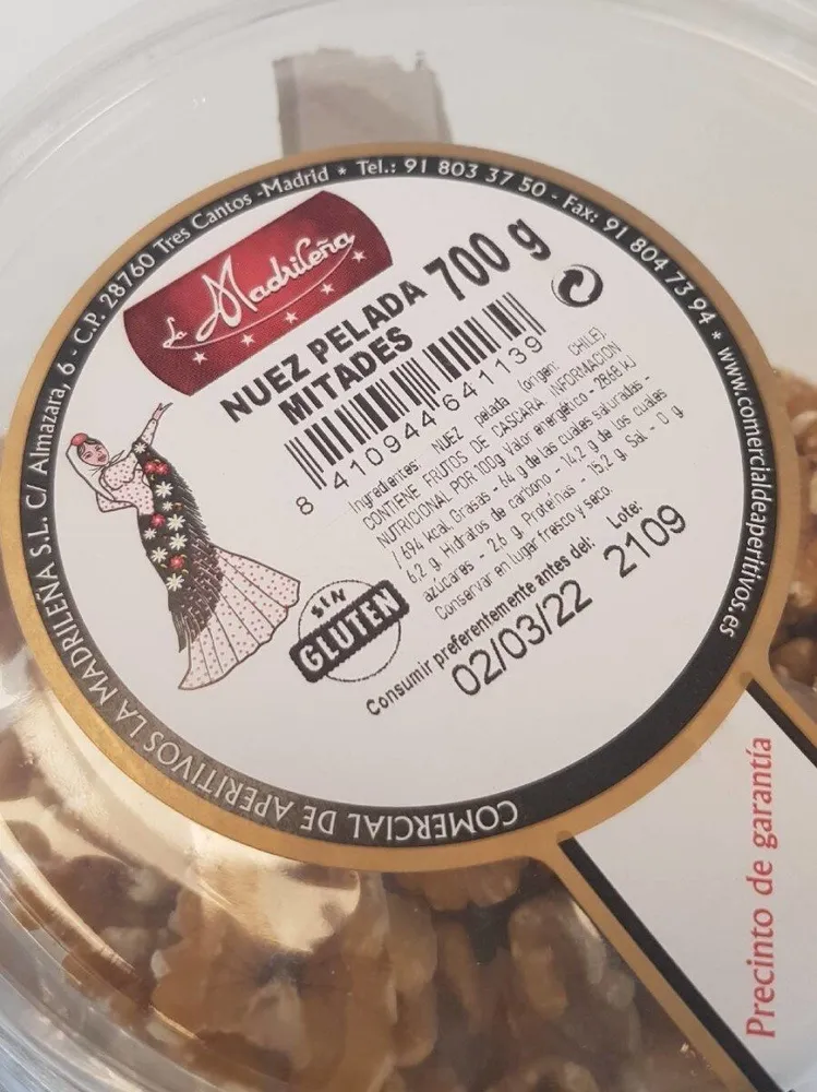 Nuez pelada mitades