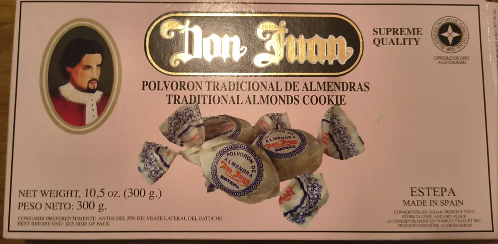 Polvorón tradicional de almendras