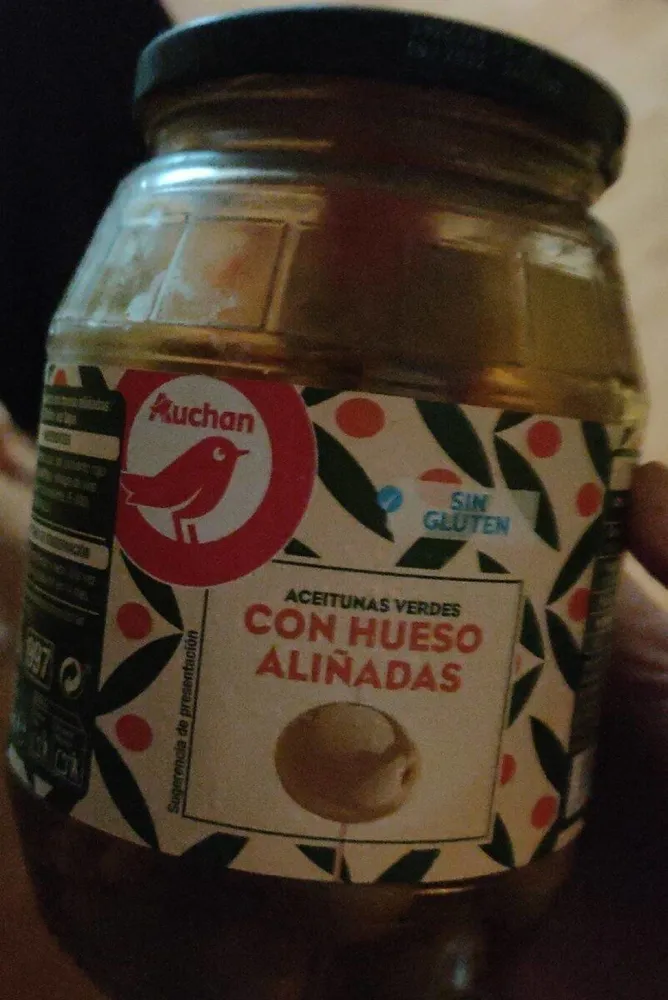 Aceitunas verdes con hueso aliñadas