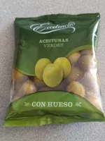 Olivas verdes con hueso
