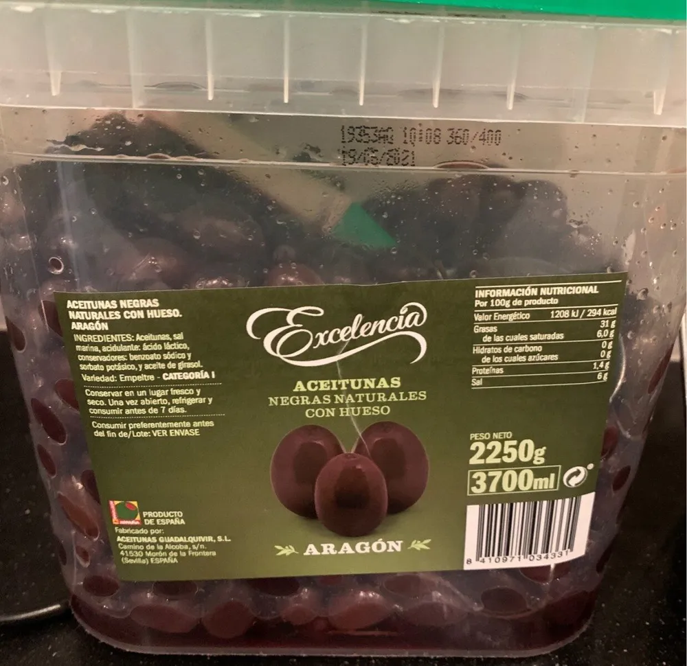 Aceitunas negras naturales con hueso