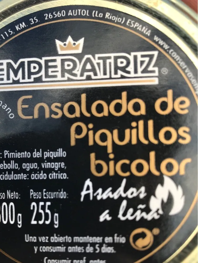 Ensolada de piquillos bicolar