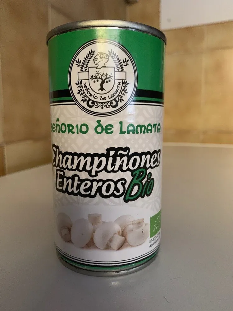 Champiñones enteros