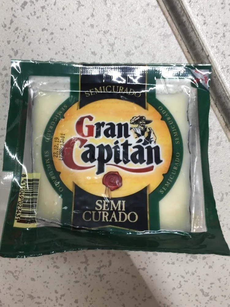 Queso Semicurado