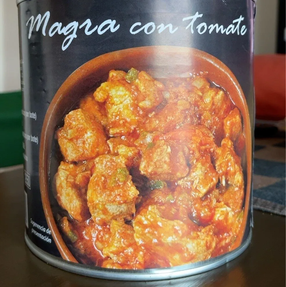 Magra con tomate