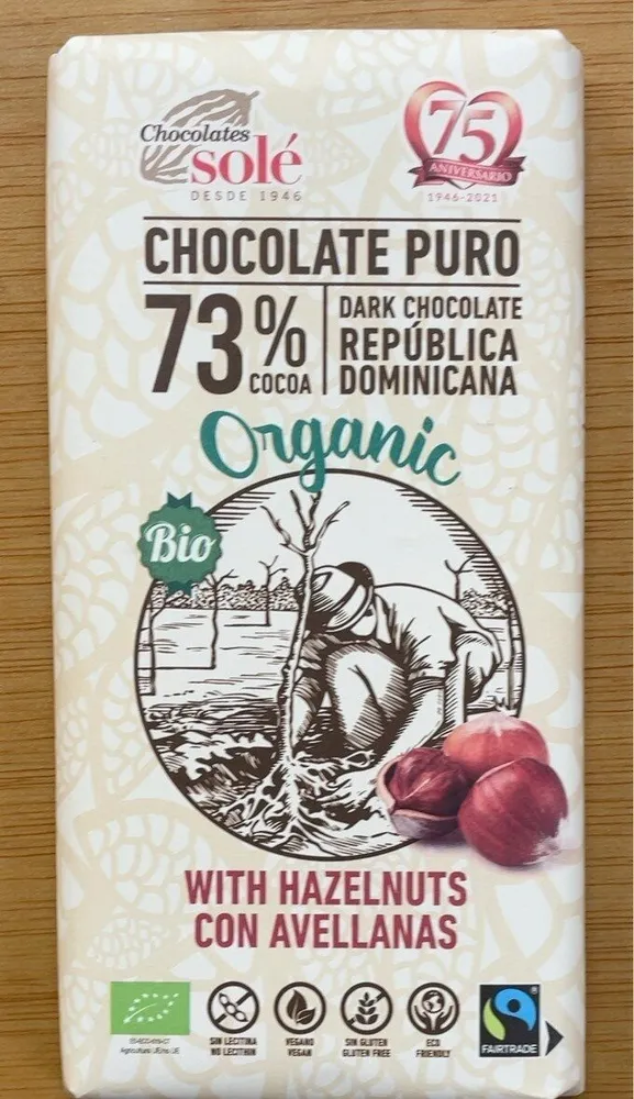 Chocolate puro con avellanas